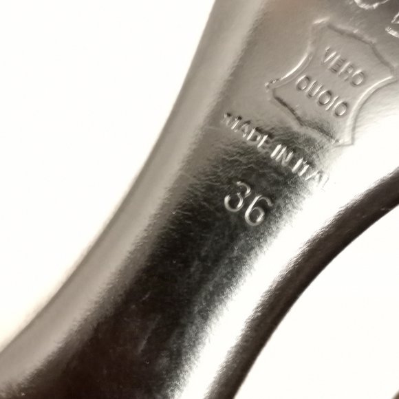 JIL SANDER Silver Satin Pointed Closed-toe Heels - Picture 5 of 12